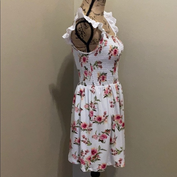 ADED ROSE. RUST FLORALS DRESS MODER - Picture 7 of 7